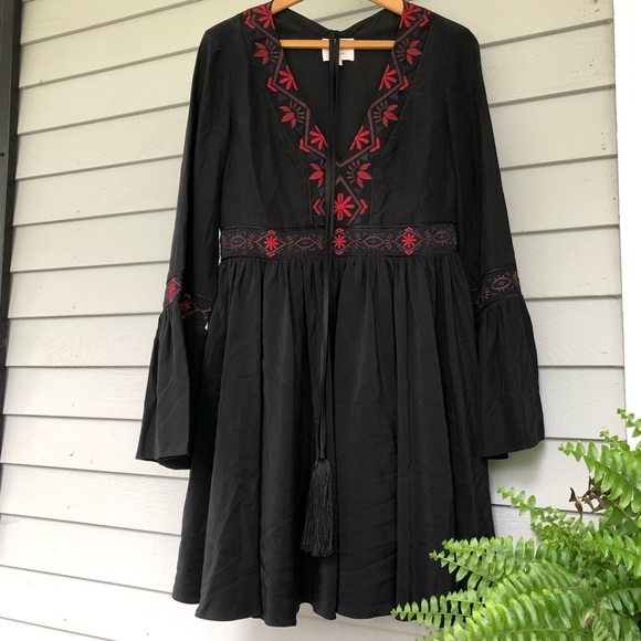 Cinq a Sept Silk Dress Mini Black Embroidered Tassels Zane US 8 - Picture 2 of 10